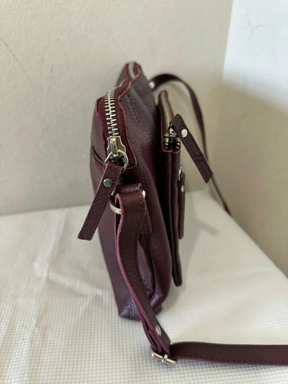 Wise Owl premium burgundy